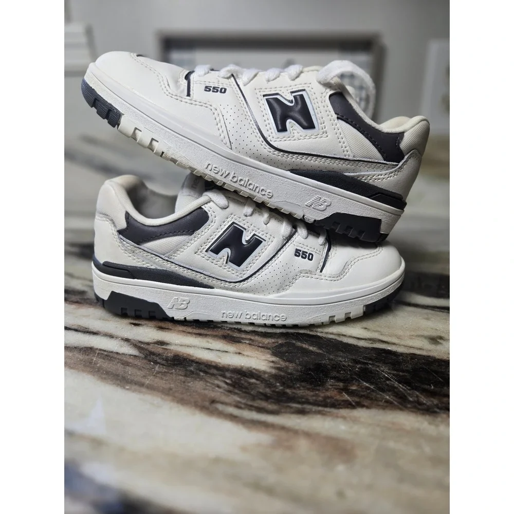 New Balance 550 Kids Sneakers White Black PSB550BH Size 2 US Youth Low Top